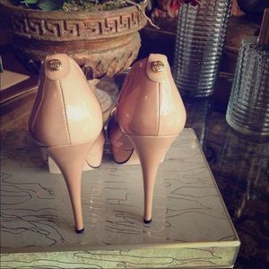 Stuart Weitzman patent peep toe heel